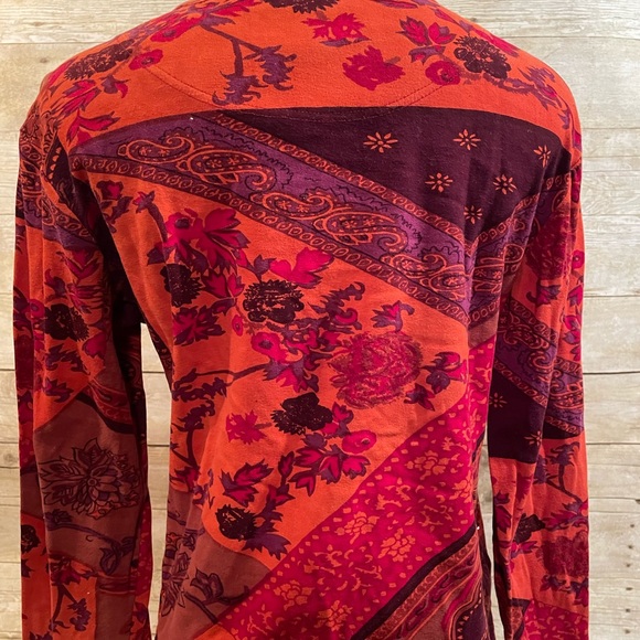 Vintage Susan Bristol Long Sleeve Tee in a Stunning Pattern Size Large - Picture 2 of 6